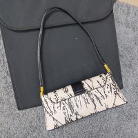 Bolso de las mujeres baguette axila bolsa premium sentido popular bolsa de las mujeres 2025 nuevo hombro bolsa de cercanía nicho - details 3