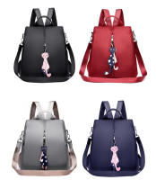 Mochila de Viaje para Mujer Multi-use de Nylon en Color Sólido Gran Capacidad con Colgante de Gato Bolso de Hombro Simple y Elegante - details 2