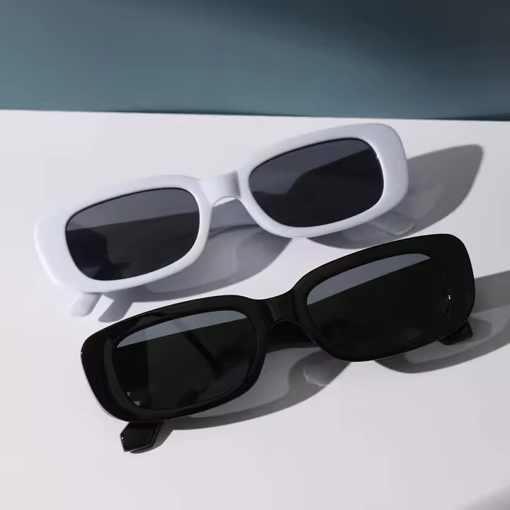 2piezas Gafas de estilo retro cuadradas para mujeres - Blanco y Negro, Montura de policarbonato, Ideal para conducir y leer, Accesorio de moda |   aspecto vintage |   Gafas duraderas - 1