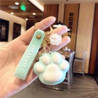 Llavero de Gato Pata de Idea Animada Llavero Colgante de Corazón Lindo para Mujeres - details 0