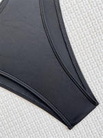 Conjunto de Bikini Bandeau de Cuello Halter Estilo Plano Ajuste Delgado Para Primavera/Verano 24 - details 5