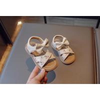Sandalias para niños y niñas 2025 nuevos zapatos de princesa de moda suela suave zapatos de playa para niños medianos y pequeños zapatos de verano para niños bordados - details 14