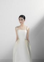 Elegante Vestido de Noche de Satén Blanco Diseño Francés Nicho Ideal para Banquetes y Fiestas de Cumpleaños Pode Ser Visto con Traje Formal - details 0