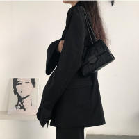 Bolso Cruzado de Cuero Negro con Estilo Bolso de Hombro Versátil para Mujeres con Correa de Cadena, Tejido en Diamantes, Cierre de Hebilla Metálica - details 1