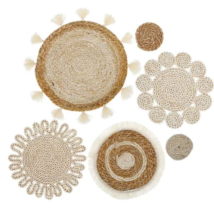 6PCS Boho Wall Basket Decor Set Woven Rattan Flat Baskets Wall Hanging Decor Handmade Tassels Flower Wall Baskets Decor - 1