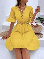 Vestido Blanco Puro de Verano Cintura de Encaje con Parche de Moda Cuello en V Manga Corta - details 7