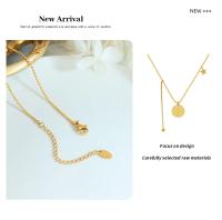 Collar con colgante de medalla con retrato de reina, cadena de clavícula salvaje para mujer, joyería de acero de titanio - details 4