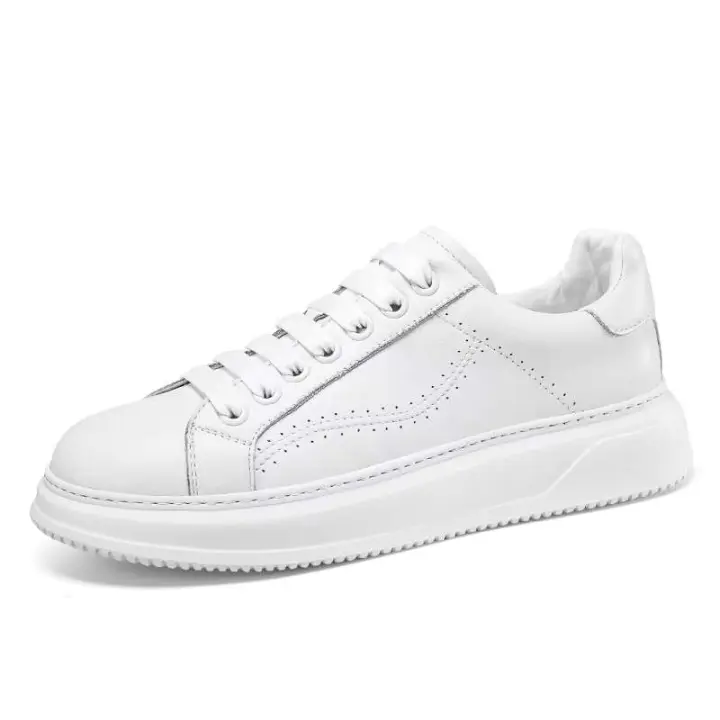 Nuevos zapatos blancos gruesos para hombre, Color sólido, ligeros, antideslizantes, zapatos deportivos de moda que aumentan la altura, cuero genuino - 1