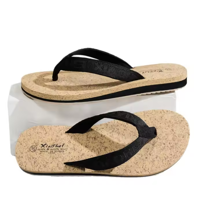 Verano nuevas zapatillas de fondo plano acolchadas con correas, sandalias casuales, ropa exterior para mujer, chanclas de playa para mujer a juego con el color - 1