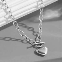 Collar de Corazón de Acero Inoxidable Cadena de Clavícula Gruesa Joyería Única para Mujeres - details 1