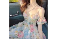 Exquisito vestido con hombros descubiertos estampado de alta gama con un temperamento femenino, cintura ceñida y dulce leche de súper hada - details 5