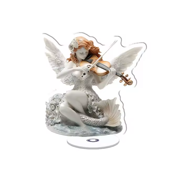 La pantalla acrílica giratoria presenta un ángel ninfa del agua con alas de escamas de pez tocando un violín de concha marina rodeado de luz de luna líquida sobre una lona blanca pura. - 1
