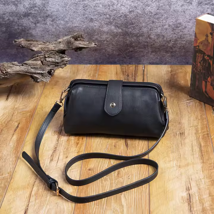 2025 nuevas mujeres retro bolso de cuero de la PU clip bolso casual mini bolso de mensajero - 1