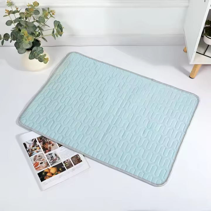 Alfombrilla de Enfriamiento para Mascotas Almohada de Dormir de Seda de Hielo - 1