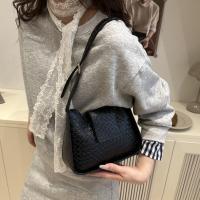 Bolso de hombro tejido de Color sólido a la moda, bolso de cuero Pu con hebilla, bolso pequeño de media luna, bolso de viaje para axila - details 5