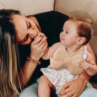 Baberos impermeables de silicona para bebé, delantal con lazo bonito, ajustable, suave, alimentación - details 5