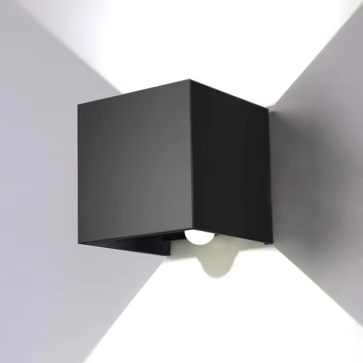 Aplique de pared con sensor de movimiento, Aplique LED de ángulo ajustable,Aplique blanco frío resistente al agua - 1