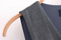 Elegante verano plisado SS para mujer, sin mangas, cuello en V, bolsillos, rayas grises - details 4