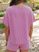 Conjunto de Pantalones Cortos con Bolsillo de Textura Sólida Camiseta de Manga Corta Casual y Shorts de Cintura Elástica para Mujeres - details 8