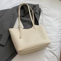 Bolso de mano de gran capacidad para mujer: elegante diseño perforado en blanco y negro, herrajes en tono dorado, correa de hombro desmontable, perfecto para desplazamientos, compras y uso diario, bolso de mano grande - details 5