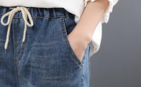 Pantalones de mezclilla grande con estampado floral para mujer moda verano 2023 pantalones casuales bordados elásticos vintage de talla grande lavado a mano material exterior denim - details 9