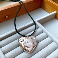 Collar con colgante geométrico en forma de U grande Punk para mujer y hombre, cadena larga ajustable de cuero con forma de herradura para suéter, collares, joyería - details 26