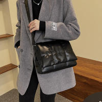 Bolso de hombro de gran capacidad para mujer, bandolera acolchada de diseño de lujo, a la moda, a cuadros, para axila - details 16