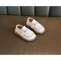 Zapatos de cuero para niños pequeños, zapatos planos de fiesta para boda con gancho y bucle, fáciles de usar, mocasines suaves para niños, tendencia clásica suave, 2025 - details 9
