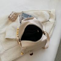Bolso mujer 2025 nueva mochila de cuero suave para mujer, mochila pequeña de viaje literario de moda bolso de mujer - details 5