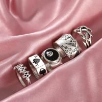 Conjunto de anillos de billar de póker de color plateado Vintage Punk para mujer Anillos de corazón gótico Hip Hop Y2k joyería de regalo masculina de moda coreana - details 12