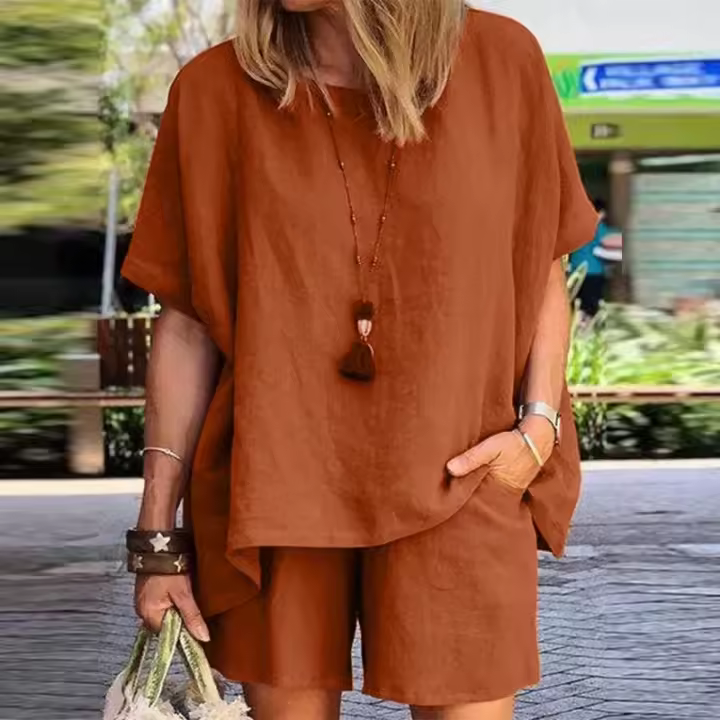Conjunto De Verano Para Mujer Dos Piezas Traje Casual Con Camisa De Manga Corta Y Shorts Ajustados Ropa Oversized - 1