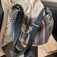 Bolso de Hombro Estilo Tribal Cruzado Plegable con Cierre de Cremallera Diseño a Rayas - details 4