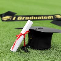 Juego de gorra y faja de graduación ajustables, elegante, con borlas, sombrero académico y cinturones, accesorios para fotos de plástico, 2 uds. - details 3