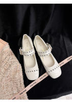Nuevos zapatos franceses Mary Jane cabeza cuadrada diseño de hebilla de una palabra tacón medio grueso boca poco profunda zapatos individuales charol de mujer - details 35