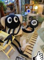 Almohada de Peluche Suave de Coal Negro con Patas Largas y Diseño de Dibujos Animados para Sofá de Casa y Cama de Coche Regalo de Anime - details 14