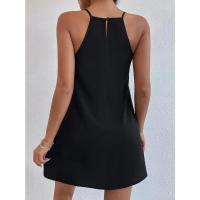 Minivestido casual sin mangas con tirantes acampanados y cuello halter - details 2