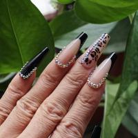 Set De Uñas Postizas Largas En Forma De Cofrinha Con Diseño De Leopardo Y Joyas 24pcs Negro Estilo Francesa Para Dedos - details 1