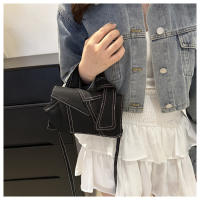 Bolso pequeño portátil de moda versátil, nuevo denim, bolso cuadrado pequeño cruzado de hombro empalmado - details 16