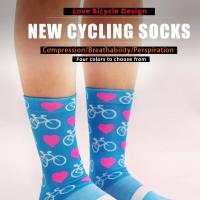 2 pares de calcetines de ciclismo para hombre y mujer, calcetines deportivos profesionales de compresión para bicicleta de carretera, calcetines para bicicleta de montaña, calcetines de carreras con patrón de corazón - details 0