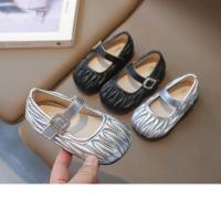 Zapatos de cuero con hebilla cuadrada para niña, calzado de princesa versátil, informal, elegante, primavera y otoño, 2024 - details 2