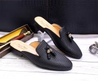 Sandalias puntiagudas de verano en relieve tejidas de cuero - details 14