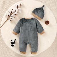 Lindo mono de manga larga para bebé de 0 a 9 meses, sudadera con capucha de pierna larga de forro polar de panda, traje para gatear, conjunto de dos piezas con gorro de otoño e invierno - details 1