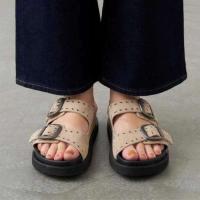 Chanclas decorativas con hebilla, zapatos Wanita, sandalias planas de verano al aire libre, zapatillas de mujer 2024 - details 0