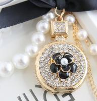 Llavero Elegante De Botella De Perfume Para Mujeres Y Niñas Con Nudo De Perla Falsa Y Llavero De Bolso Lindo Creativo Regalo Blanco - details 7