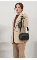 Bolso Cuadrado Bordado Clásico Mini Bolso de Cambio de Llave para Mujer con Correa de Hombro Ancho - details 6