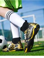 Nuevos zapatos de hombre de alta calidad con cordones de fútbol transpirables, suelas de clavos y diseño de equipos deportivos cruzados para jóvenes. - details 11