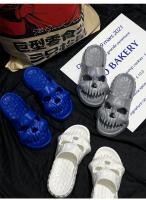 Zapatillas de Hombre con Diseño de Calavera Sandalias de Playa Antideslizantes con Suela Gruesa - details 1