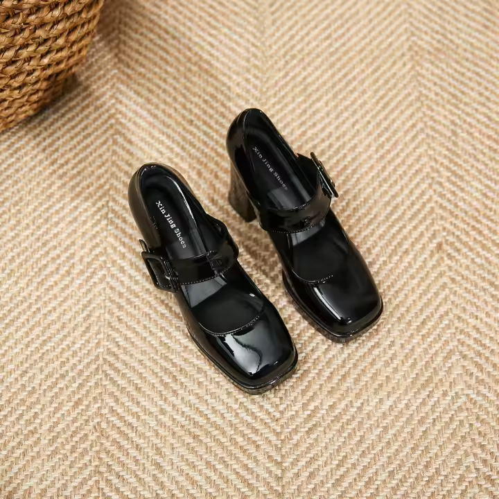 Zapatos Mary Jane de tacón alto con punta cuadrada, hebilla y tacón grueso. - 1