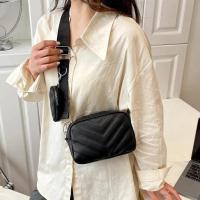 Bolso cruzado con correa ancha para el hombro, bolso de mujer de un solo hombro a la moda, costura conveniente para dar cambio y bolsa de dinero - details 2