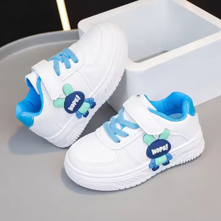 Zapatos Blancos Únicos de Estilo Coreano para Niños Primavera 2025 Suela Suave, Antideslizante, Multifuncional - 1